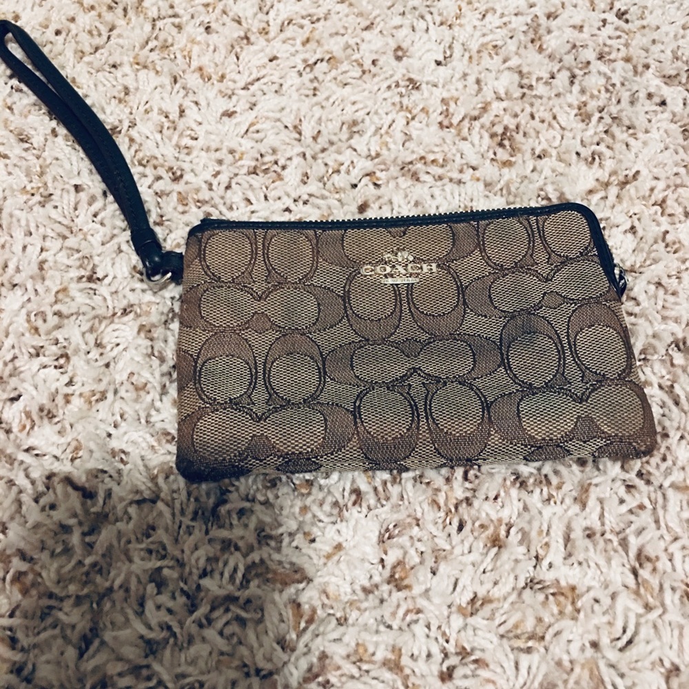 Wristlet